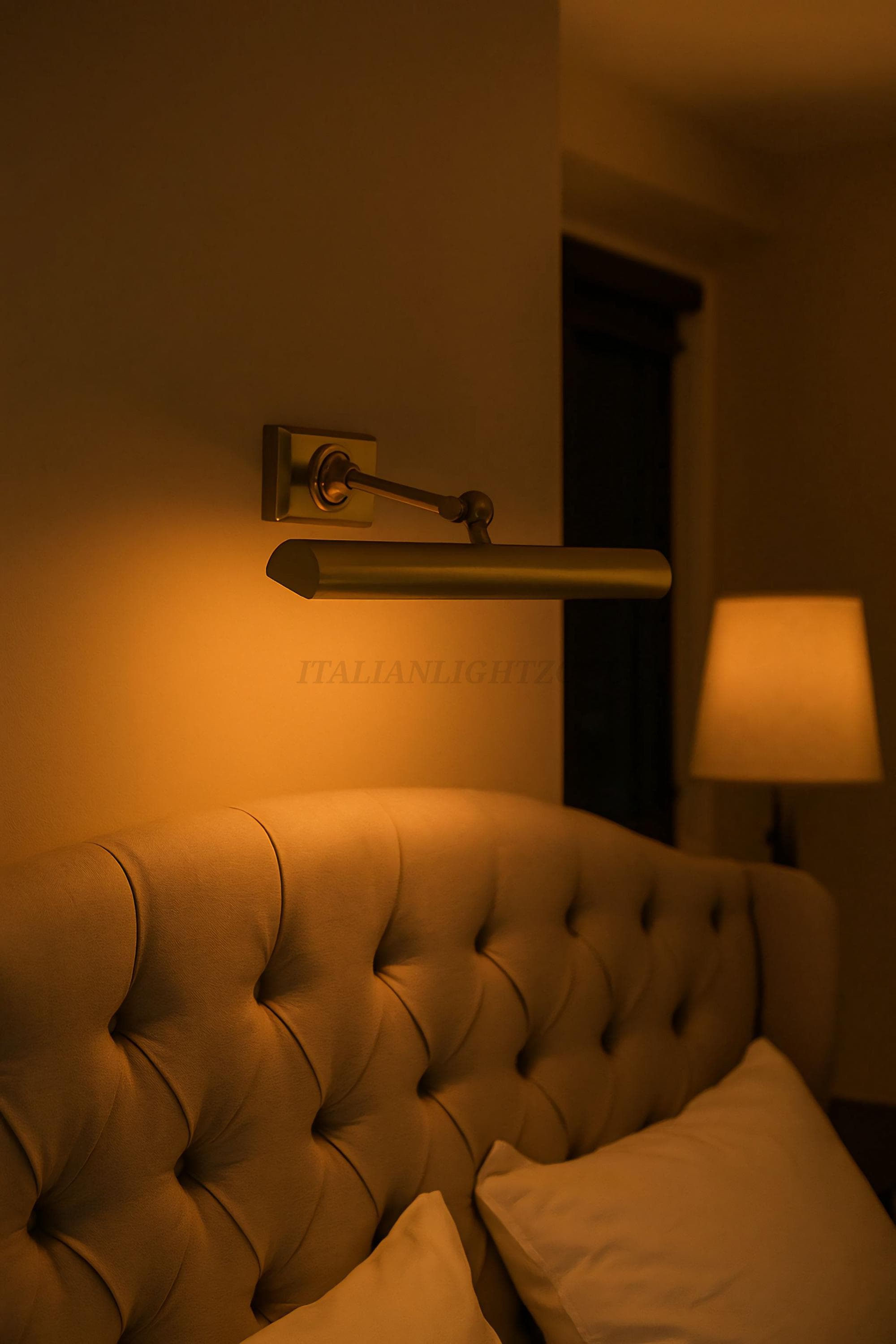 Vintage Brass Picture Light | Adjustable Wall Art Lamp for Paintings | Antique Gallery Lighting | Mid Century Modern Wall Light